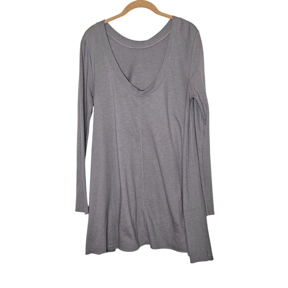 Free People Beach Gray Long Sleeve Tunic M/L Soft‎ Flowy Lightweight Casual Boho - Picture 2 of 7